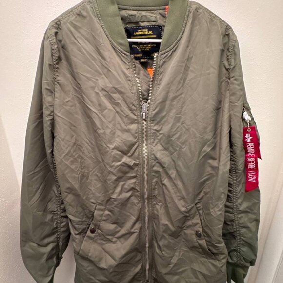 Alpha Industries L2B Long Bomber Jacket Medium Sage Green Streetwear New - Picture 2 of 16